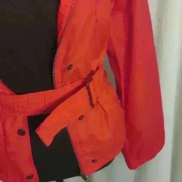 Vintage Red Naf Naf Nylon jacket Size S - Picture 6 of 10